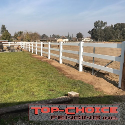 Carousel post from topchoicefencing.