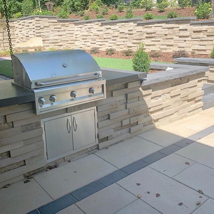 Carousel post from techobloc.