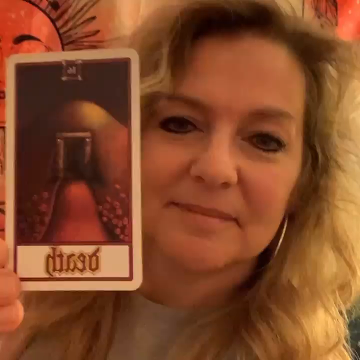 Video post from laurialbert_happymedium.