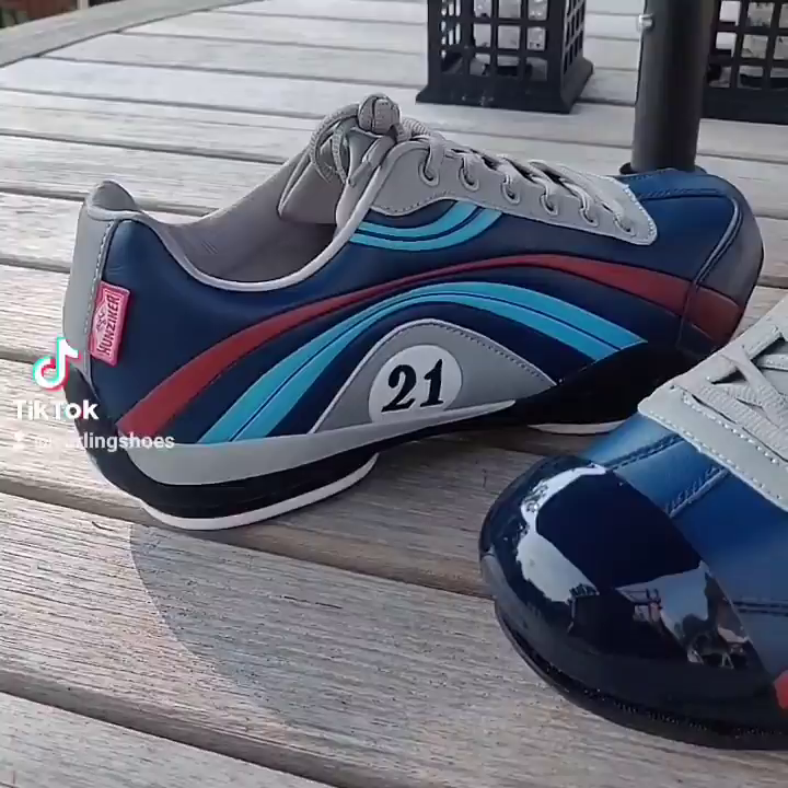 Video post from craigscurlingshoes.
