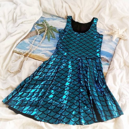 Photo post from storybehindthecloth.