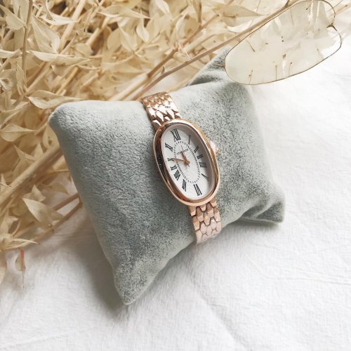 Carousel post from blingtw.