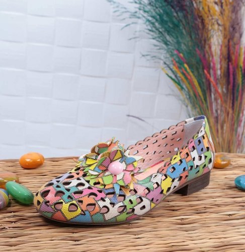 Carousel post from ossoshoes.