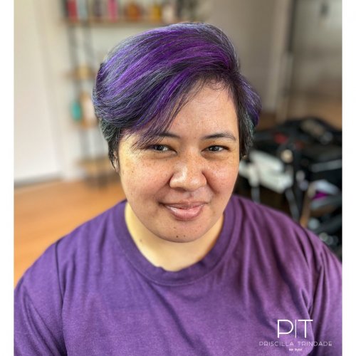 Carousel post from trindadehairstylist.