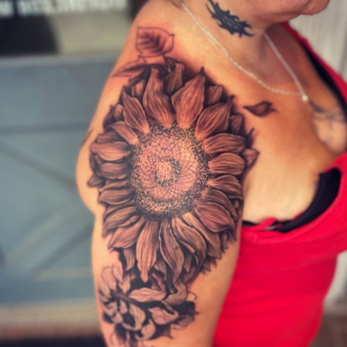 Carousel post from mountainsidetattoo.