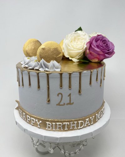 Photo post from famous_creations_catering.
