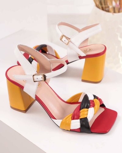 Carousel post from ossoshoes.
