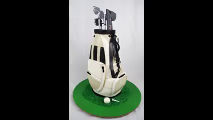 Video post from marquettescakestudio.