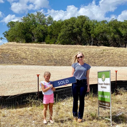 Photo post from kerisellsaustin.