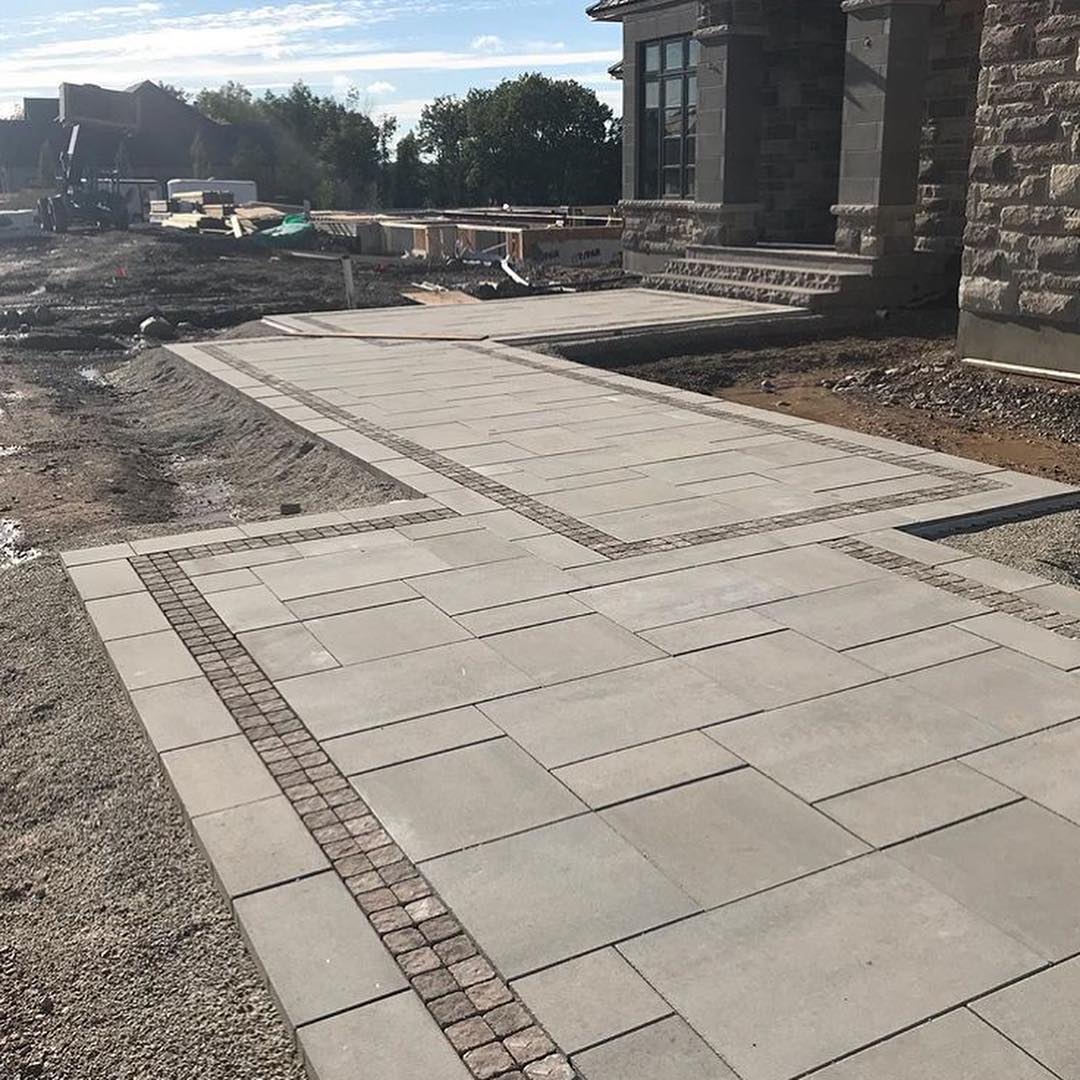 Carousel post from techobloc.