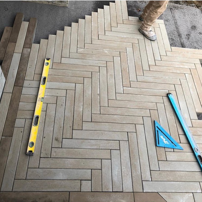 Photo post from techobloc.