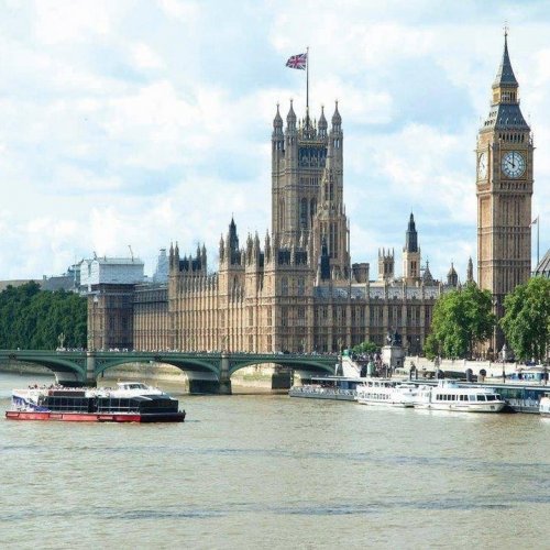 Photo post from taucktravel.