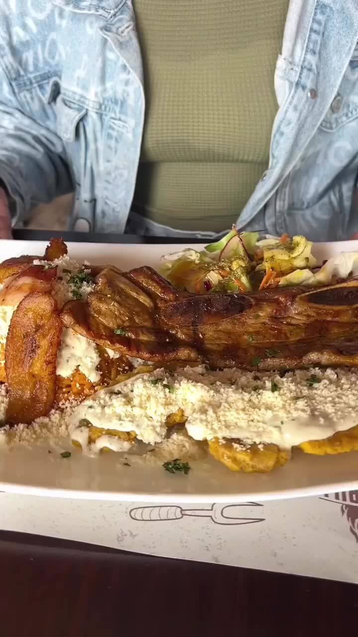 Video post from morogrill.