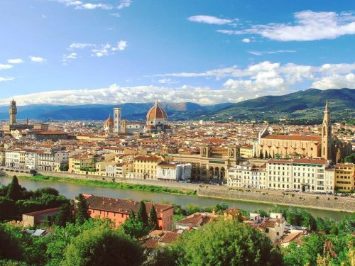 Carousel post from taucktravel.