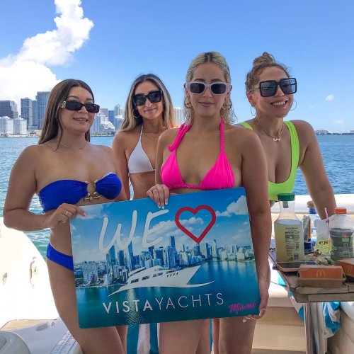 Photo post from vistayachts.