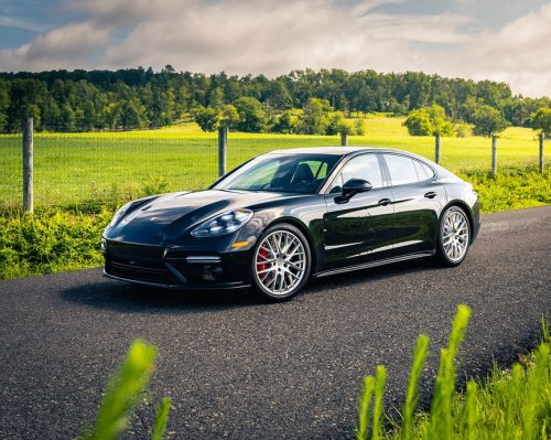 Carousel post from porschewarrington.