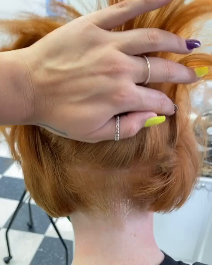 Carousel post from hairbyjessenia.