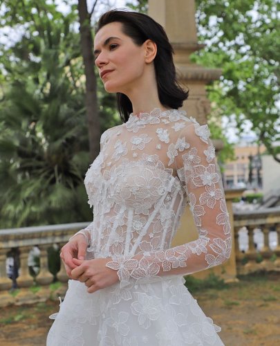 Photo post from jolibride.