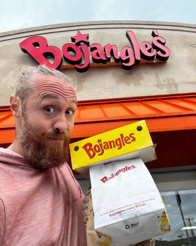 Carousel post from trekdirtyto.me.