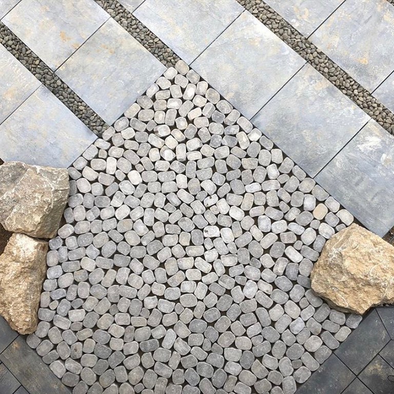 Photo post from techobloc.