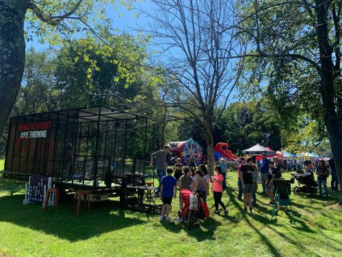 Photo post from downthehatchet.