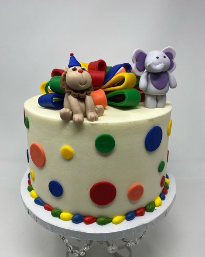 Photo post from famous_creations_catering.