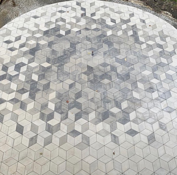 Photo post from techobloc.