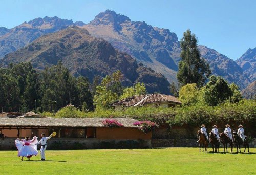 Photo post from taucktravel.