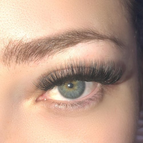 Photo post from blinxandbeauty.