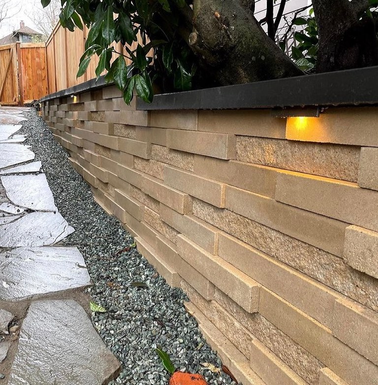 Photo post from techobloc.