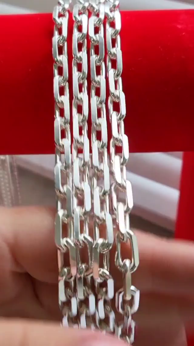 Video post from nemagnit.company.
