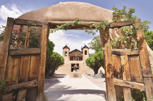 Photo post from taucktravel.