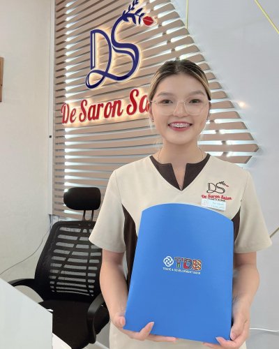 Photo post from desaronsalon.