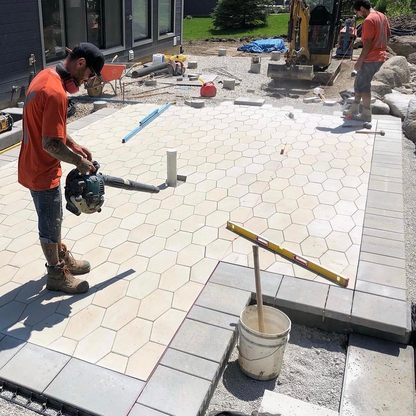 Photo post from techobloc.