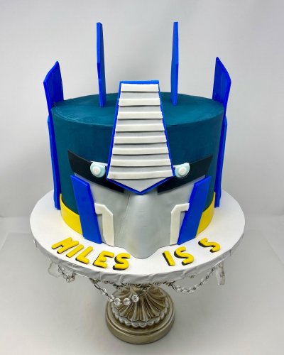 Photo post from famous_creations_catering.