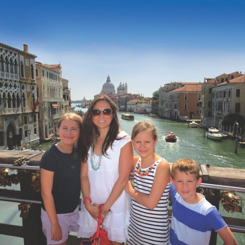 Photo post from taucktravel.