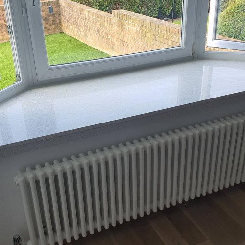 Carousel post from ellocoworktops.