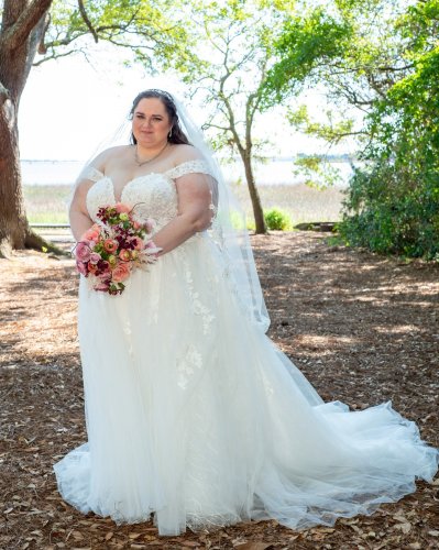 Photo post from thecurvybridenj.