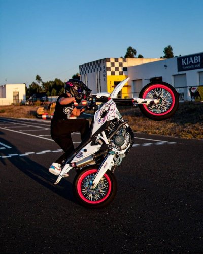 Photo post from dirtbikecustomcollabo.