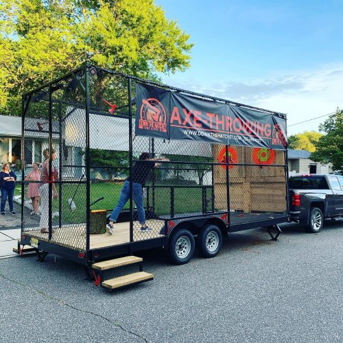 Photo post from downthehatchet.