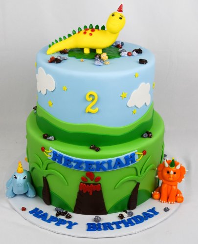 Photo post from marquettescakestudio.