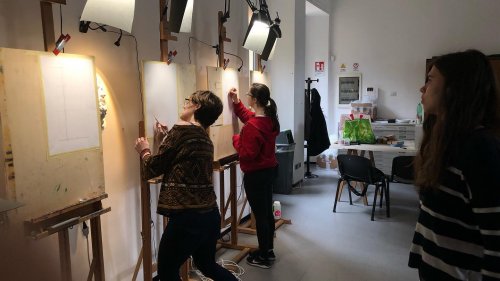 Carousel post from aur_arts.