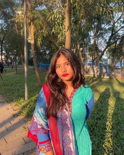 Carousel post from medha.bee.