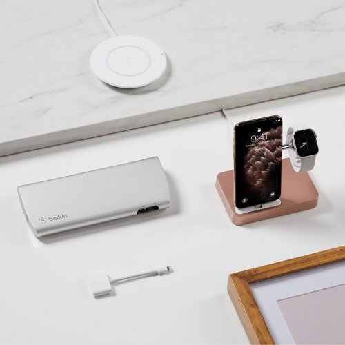 Photo post from belkin.