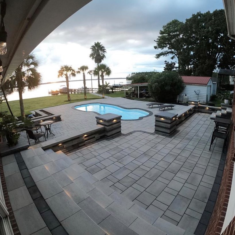 Photo post from techobloc.
