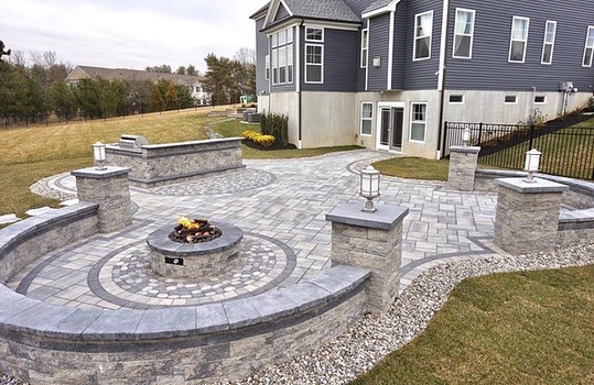 Carousel post from techobloc.