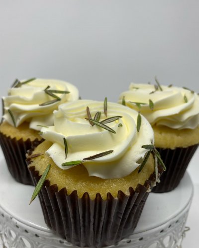 Carousel post from famous_creations_catering.