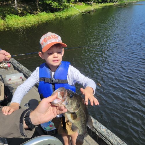 Carousel post from reddogguideservice.