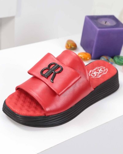Carousel post from ossoshoes.