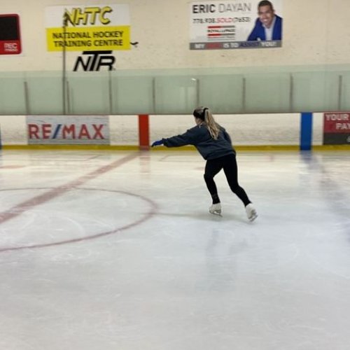 Carousel post from cloverdale_skating_club.